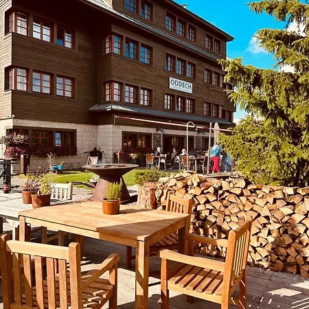 Oddech Hotel